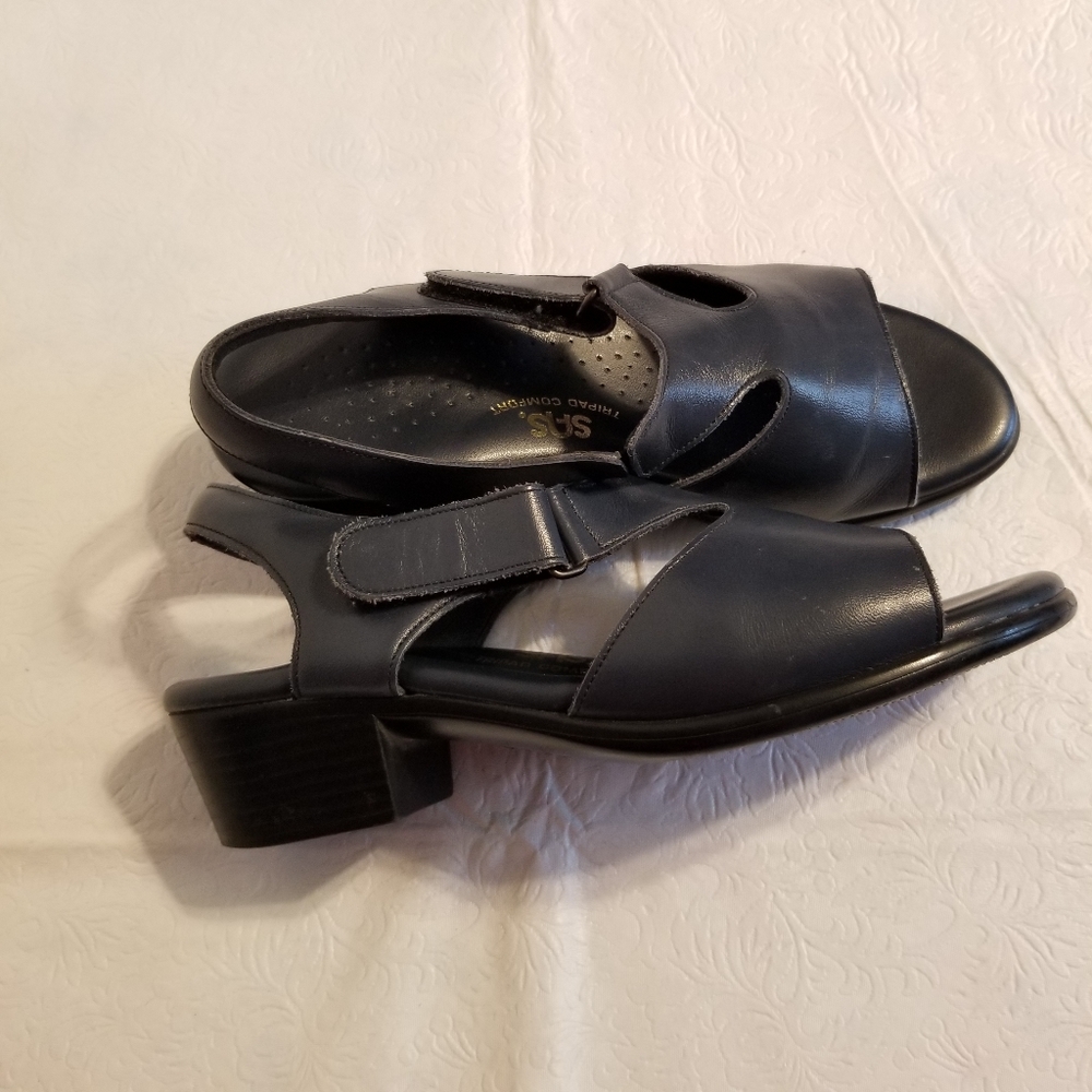 SAS Suntimer Navy Blue Leather Sling back Comfort Heel Sandals 7W